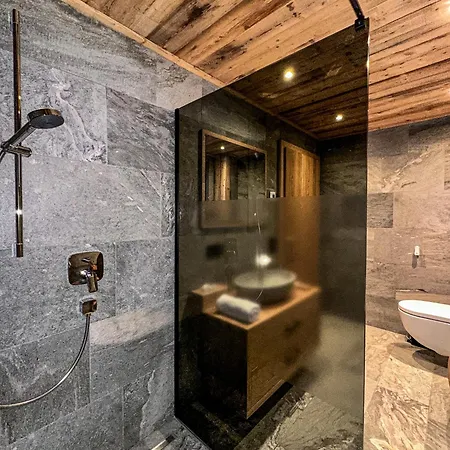 Grandview Collection Apartment